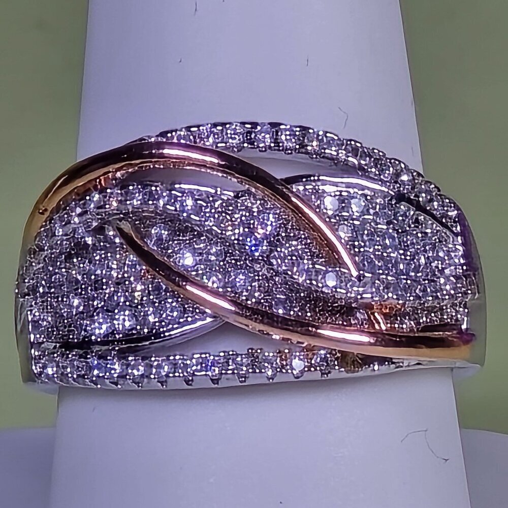 Cluster Ring With Rose Golden & Silvery Twist Design Size 10.25 (NWOT) - Picture 2 of 6